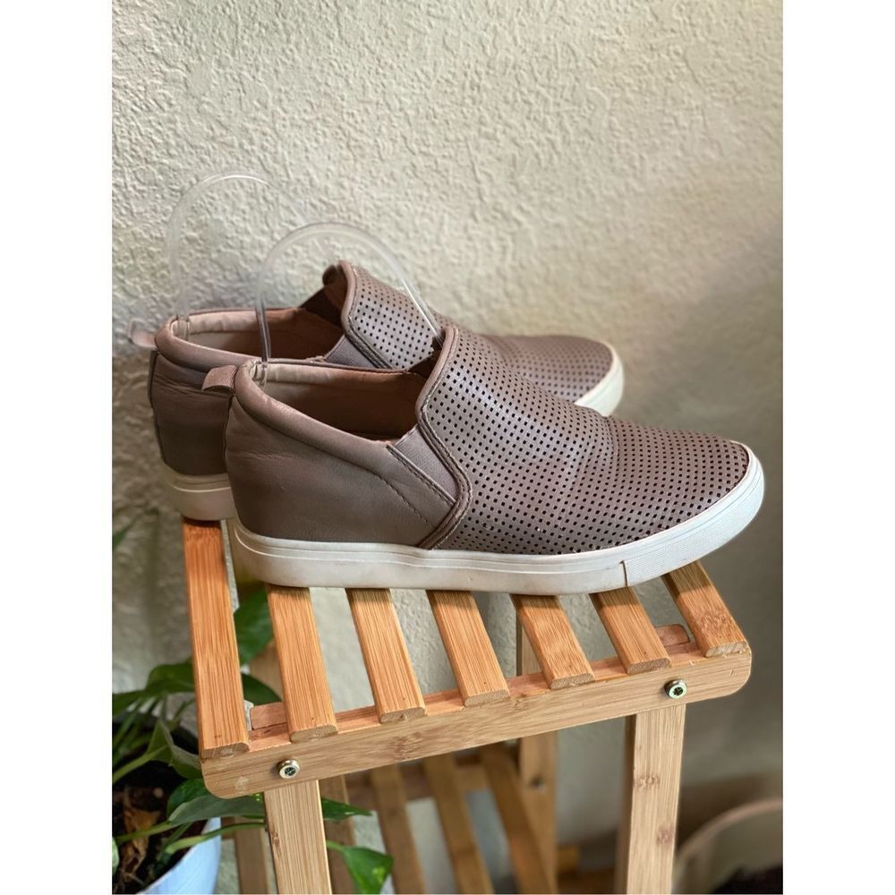 Steve Madden Scramble Slip Ons